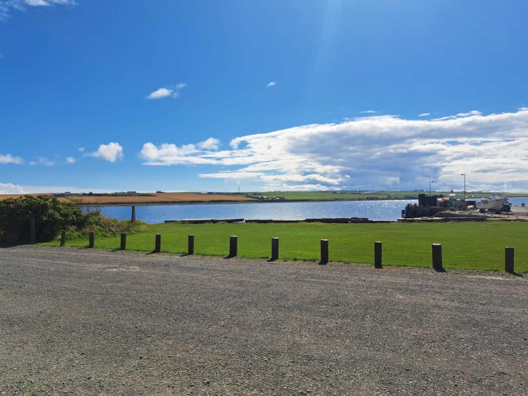 The Sands Hotel, Orkney Burray Village Exterior photo
